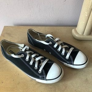 Converse Chuck Taylor All Star Dainty Low Top